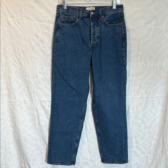Universal Thread Highest Rise Jeans, Size 8 - Picture 1 of 4